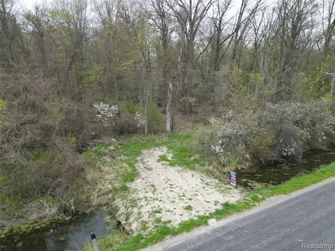197 N Cotter Road, Essexville MI 48732 photo 4
