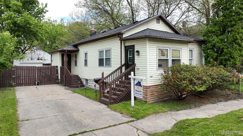 909 N Granger Street, Saginaw MI 48602 4603 photo 1