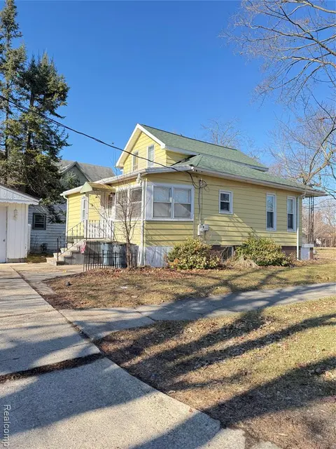 140 N Andre Street, Saginaw MI 48602 4008 photo 4