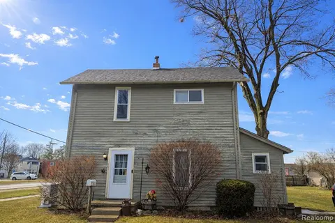 201 S Almer Street, Caro MI 48723 photo 3