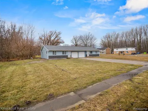3782 Egan Street, Saginaw MI 48601 5908 photo 3