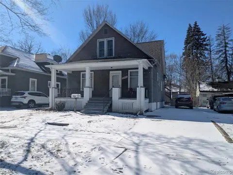 2333 Benjamin Street, Saginaw MI 48602 5703 photo 1