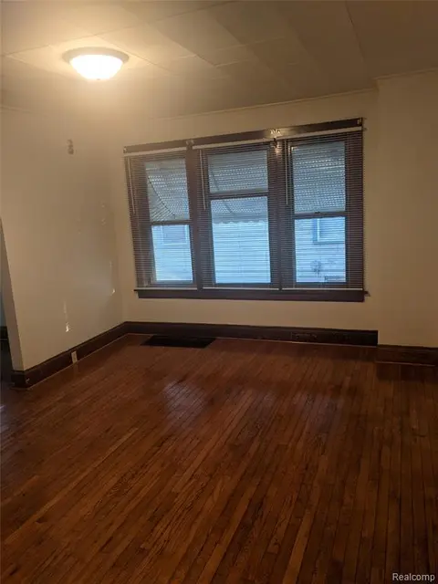 2333 Benjamin Street, Saginaw MI 48602 5703 photo 5