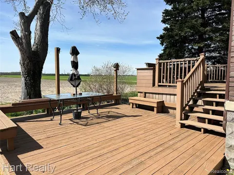 1083 S Van Buren Road, Reese MI 48757 9415 photo 4
