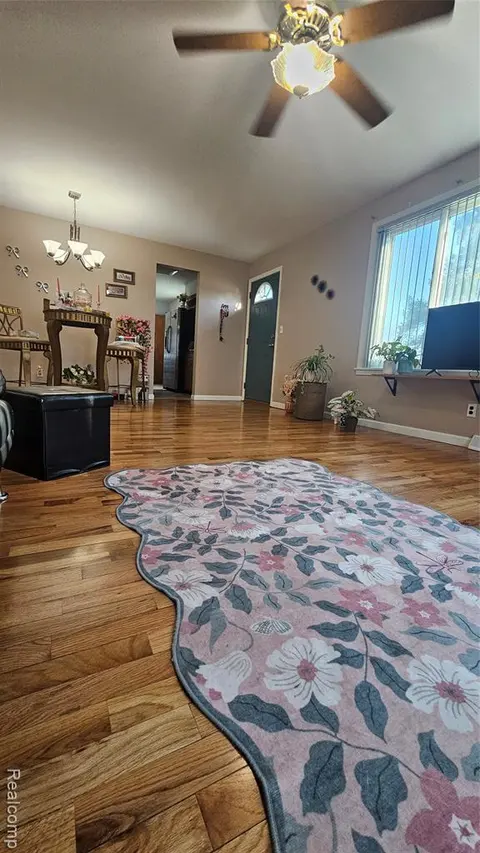 2315 Kansas Avenue, Saginaw MI 48601 5532 photo 5
