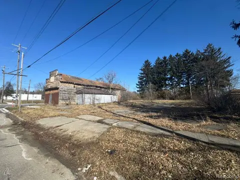 2900 S Jefferson Avenue, Saginaw MI 48601 4974 photo 3