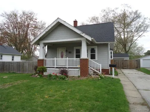 2274 N Carolina Street, Saginaw MI 48602 3869 photo 1