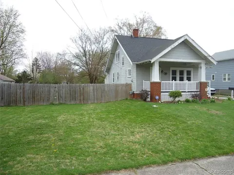 2274 N Carolina Street, Saginaw MI 48602 3869 photo 2