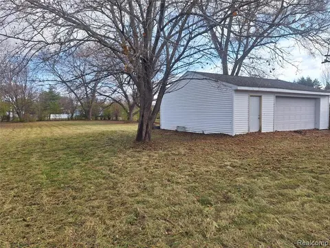 2274 N Carolina Street, Saginaw MI 48602 3869 photo 4