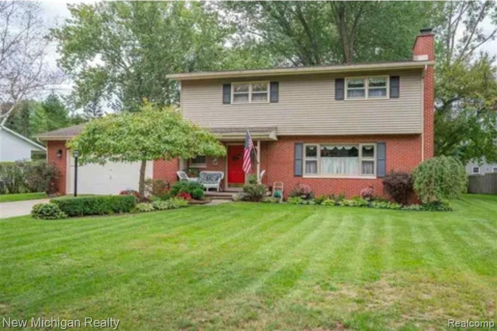 4609 W Wackerly Street, Midland MI 48640 2120 photo 1