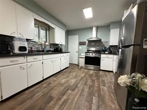 6644 Dorwood Road, Saginaw MI 48601 9320 photo 3