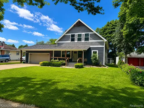 140 W Jefferson Street, Frankenmuth MI 48734 1804 photo 2