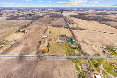3824 Britton Road, Bancroft MI 48414 9760 photo 2