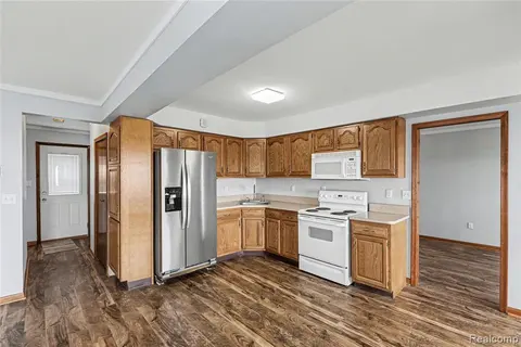 3948 Ferdinand Drive, Port Hope MI 48468 9381 photo 5