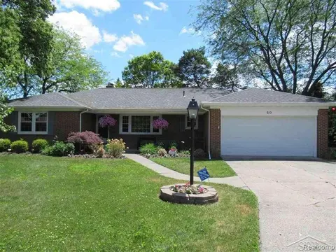 50 Shadyside Court, Saginaw MI 48638 5802 photo 1