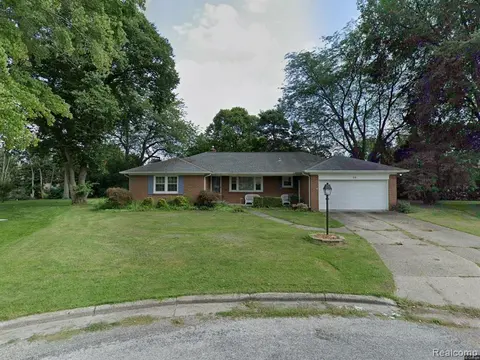 50 Shadyside Court, Saginaw MI 48638 5802 photo 3