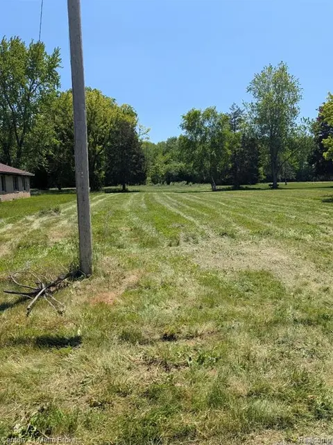 2840 Tatham Road, Saginaw MI 48601 7064 photo 2