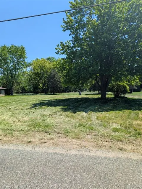 2840 Tatham Road, Saginaw MI 48601 7064 photo 3