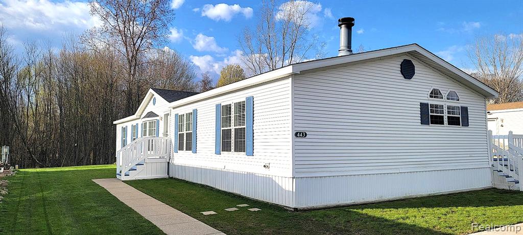 443 Pond View Drive, Morrice MI 48857 photo 1
