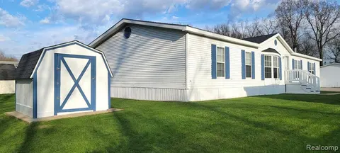 443 Pond View Drive, Morrice MI 48857 photo 3