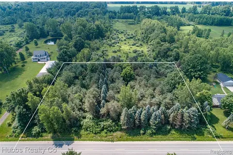 9361 Birch Run Rd, Millington MI 48746 photo 1
