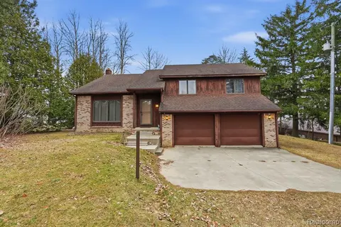5436 N Lakeshore Road, Deckerville MI 48427 9629 photo 3