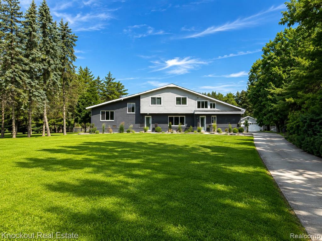 9239 Lange Road, Birch Run MI 48415 8470 photo 1