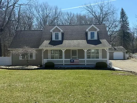 4689 Port Austin Road, Caseville MI 48725 9670 photo 2