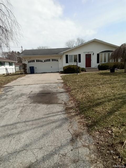 4141 Amelia Drive, Saginaw MI 48601 5004 photo 1