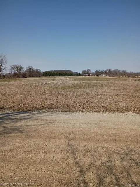 000 Reed Road, New Lothrop MI 48460 photo 1
