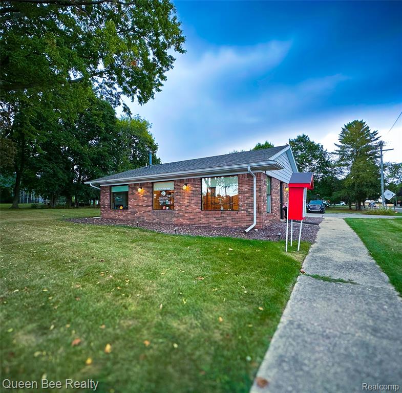 2382 Black River Street, Deckerville MI 48427 9424 photo 1