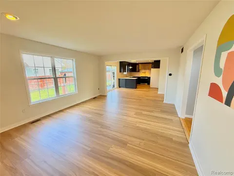 6320 Ruidoso Drive, Saginaw MI 48603 4804 photo 3