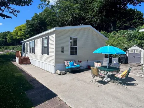 6103 Lakeshore Road # 122, Lexington MI 48450 9301 photo 1