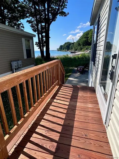 6103 Lakeshore Road # 122, Lexington MI 48450 9301 photo 3