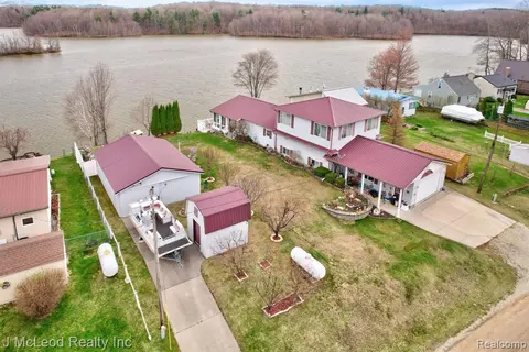 3021 Huston Drive, Millington MI 48746 9697 home for sale