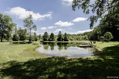 8197 Irish Road, Millington MI 48746 8718 photo 3