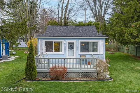 7523 Beechwood, Lexington MI 48450 photo 1