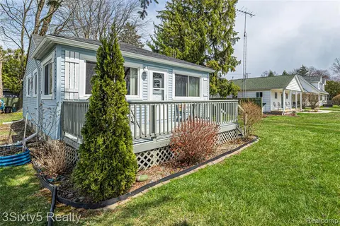 7523 Beechwood, Lexington MI 48450 photo 4