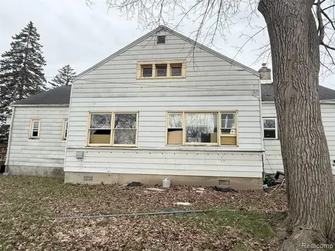 704 Vermont Street, Saginaw MI 48602 1374 photo 2