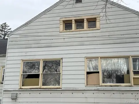 704 Vermont Street, Saginaw MI 48602 1374 photo 4