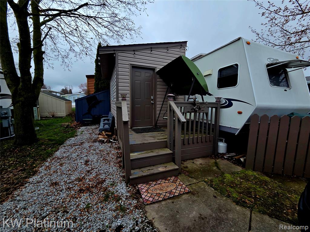 5236 Fredicksburg Ln,, Lexington MI 48450 photo 1