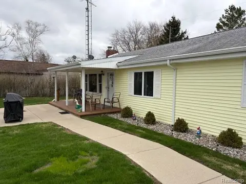 2904 N Lakeshore Road, Port Hope MI 48468 9367 photo 5