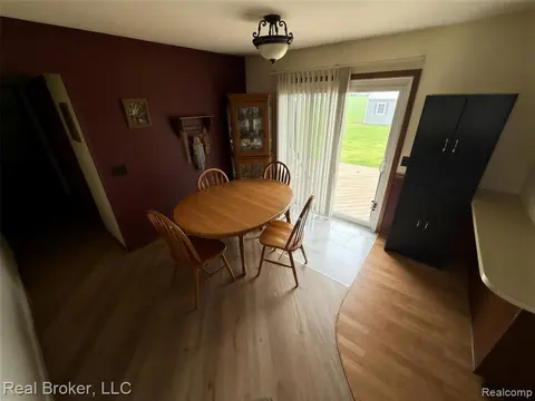 3412 S Reese Road, Frankenmuth MI 48734 9756 photo 3