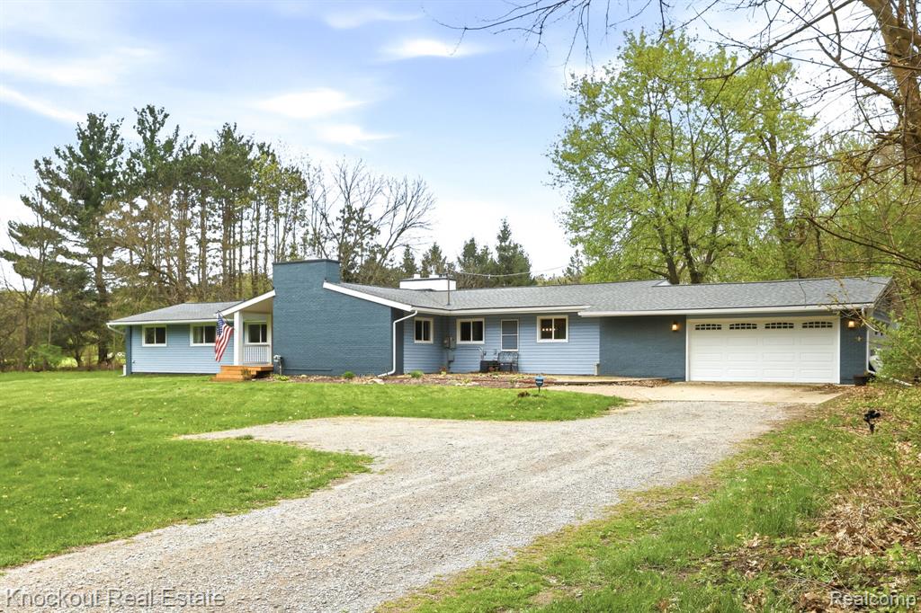 12452 Canada Road, Birch Run MI 48415 9726 photo 1