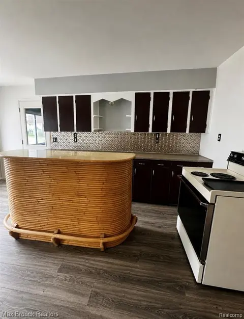 9255 Foster Street, Fostoria MI 48435 9565 photo 2