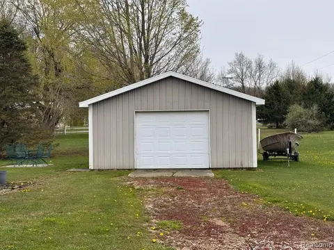 687 W Saginaw Road, Mayville MI 48744 9634 photo 3