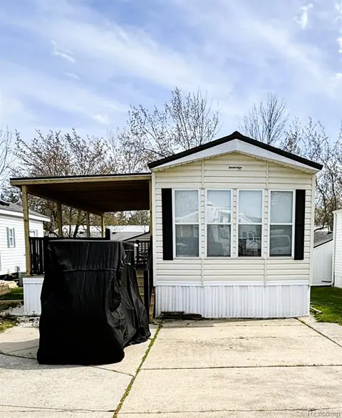 7166 Ben Franklin Drive, Lexington MI 48450 9247 photo 1