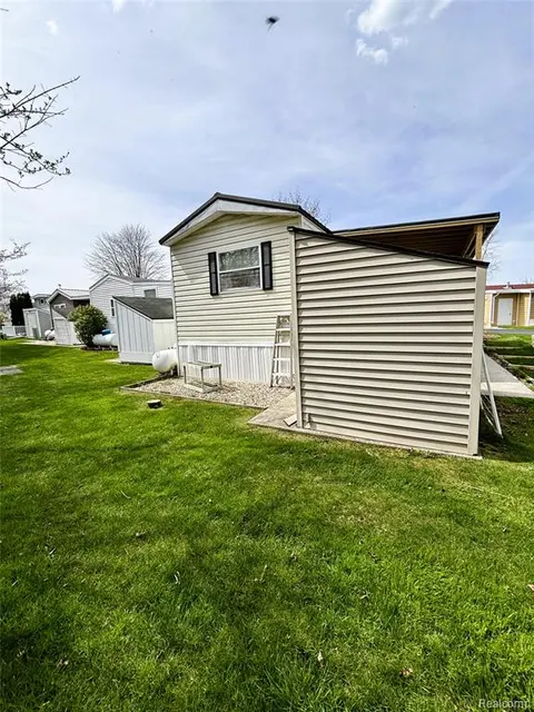 7166 Ben Franklin Drive, Lexington MI 48450 9247 photo 4