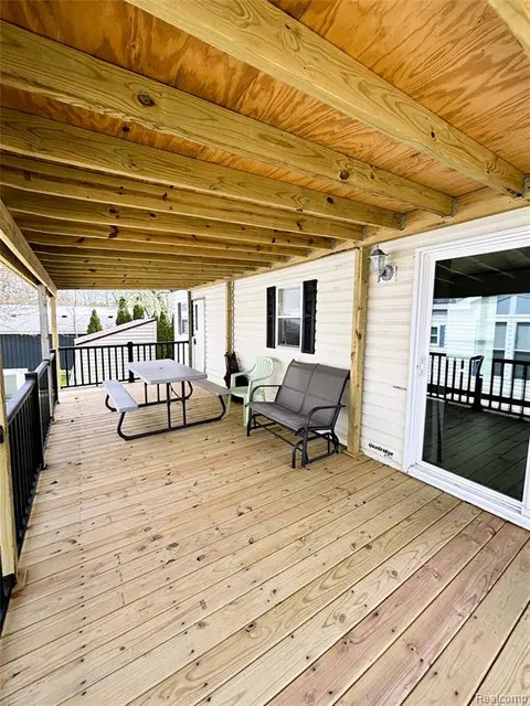 7166 Ben Franklin Drive, Lexington MI 48450 9247 photo 5