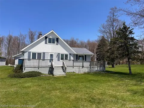 2800 E Booth Road, Au Gres MI 48703 9533 photo 2